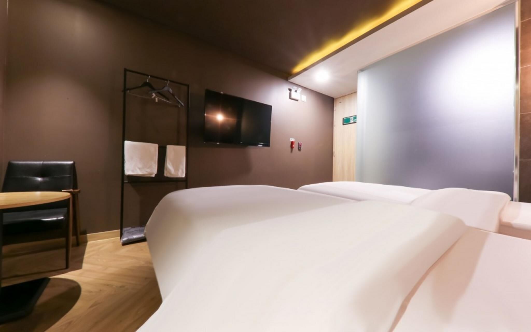 Daejeon Sintanjin Hotel Wol