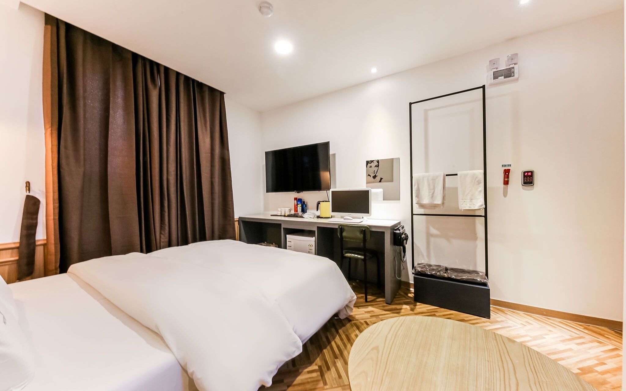 Daejeon Sintanjin Hotel Wol