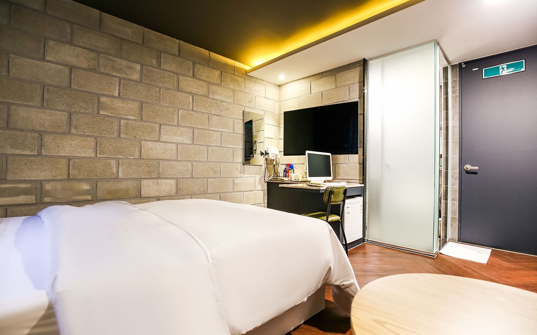 Daejeon Sintanjin Hotel Wol