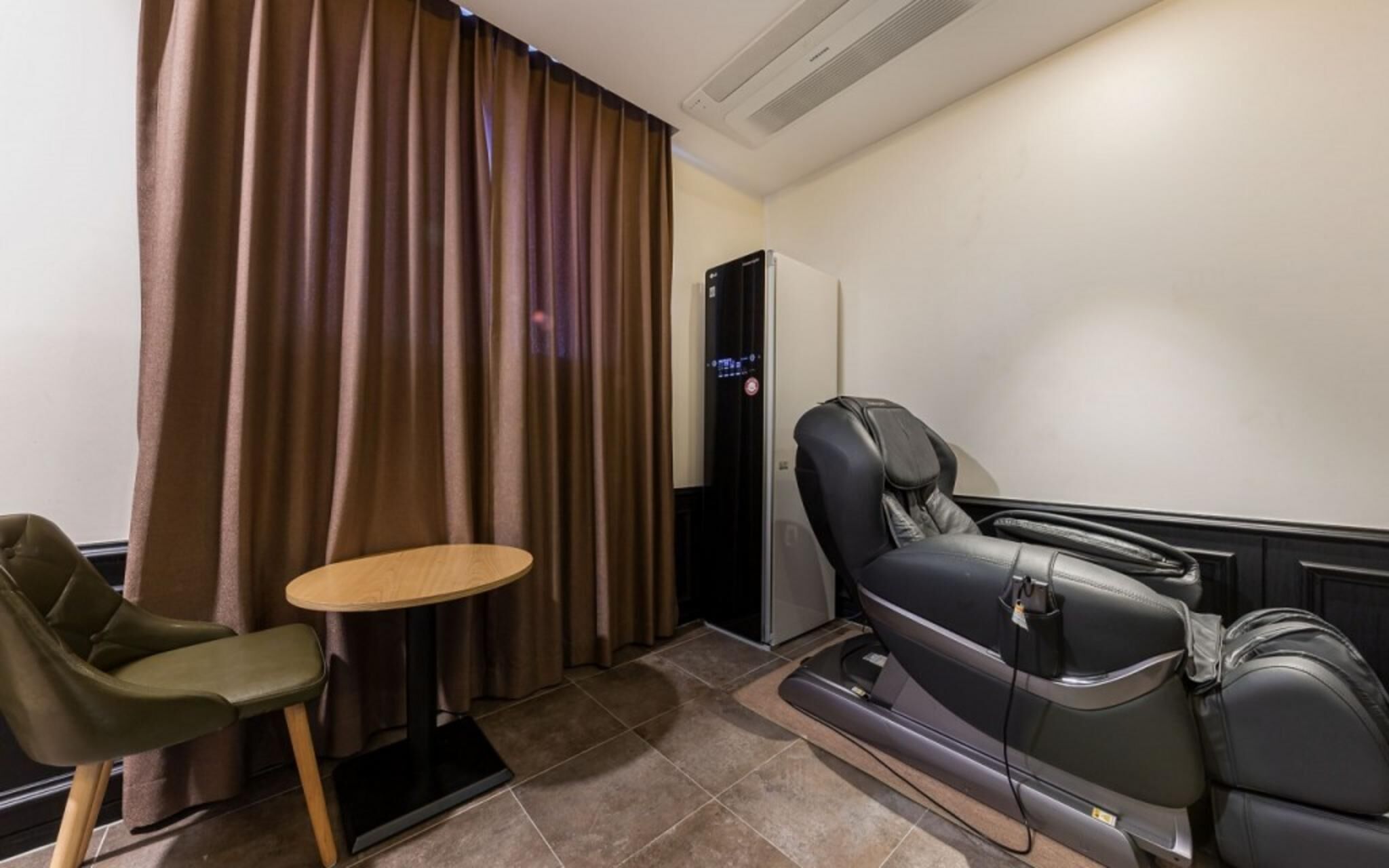 Daejeon Sintanjin Hotel Wol