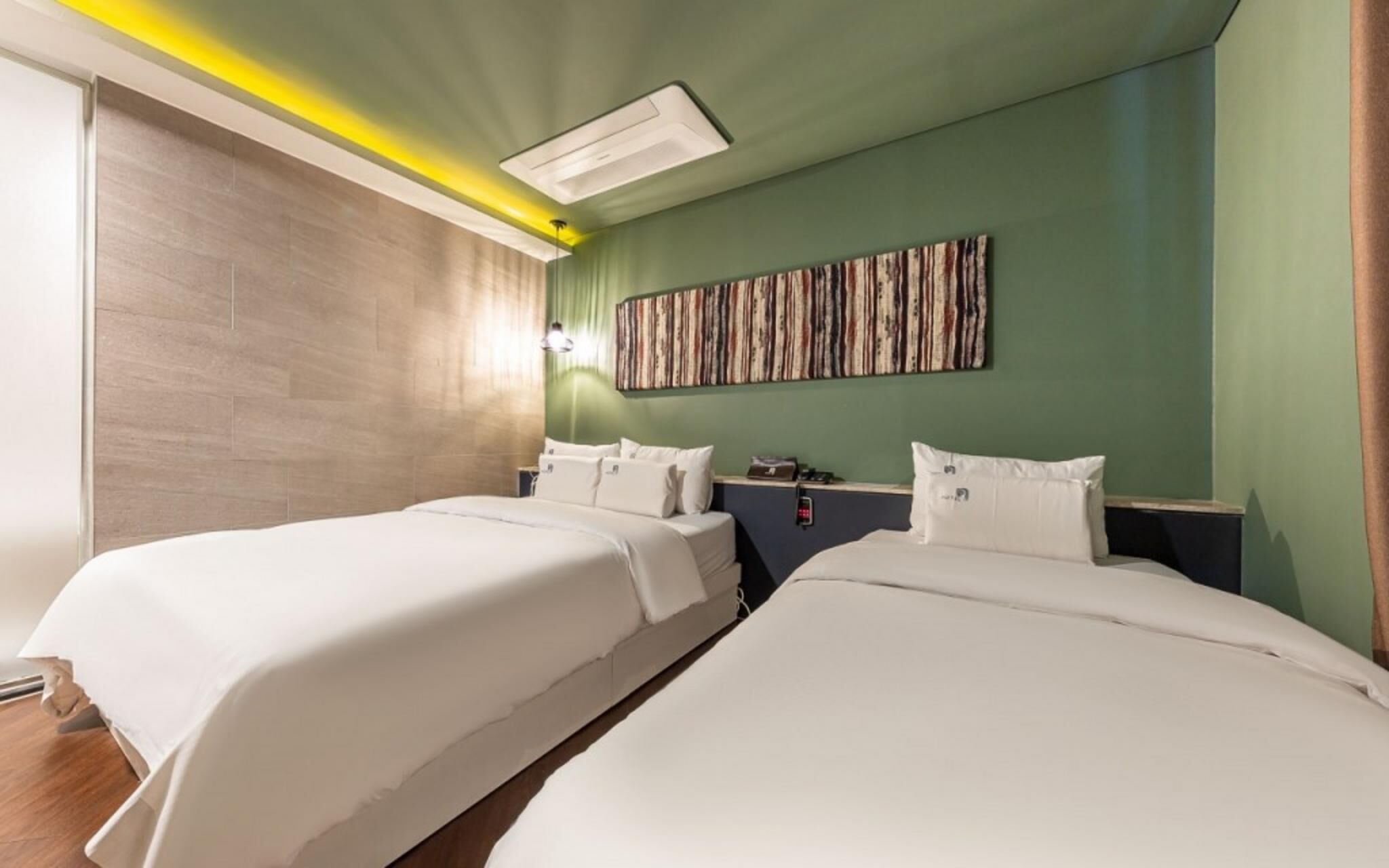 Daejeon Sintanjin Hotel Wol