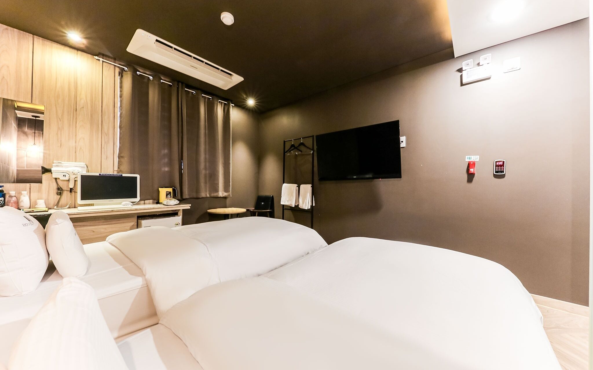 Daejeon Sintanjin Hotel Wol