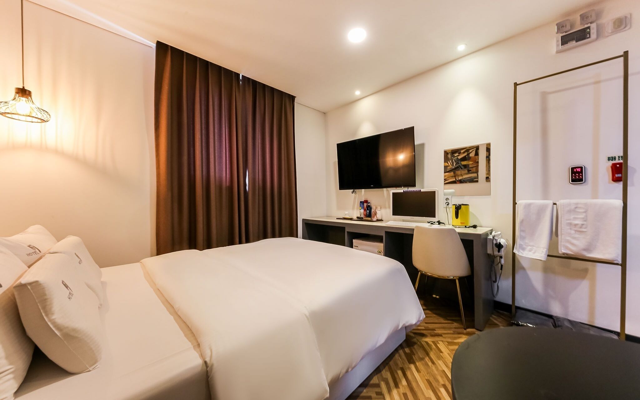 Daejeon Sintanjin Hotel Wol