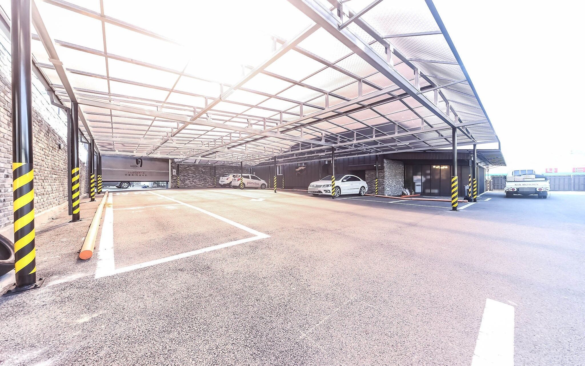 Daejeon Sintanjin Hotel Wol