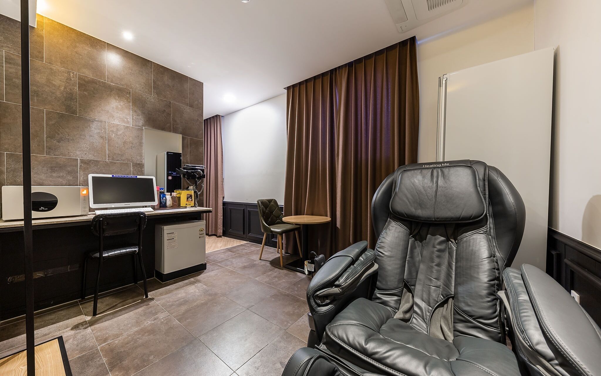 Daejeon Sintanjin Hotel Wol