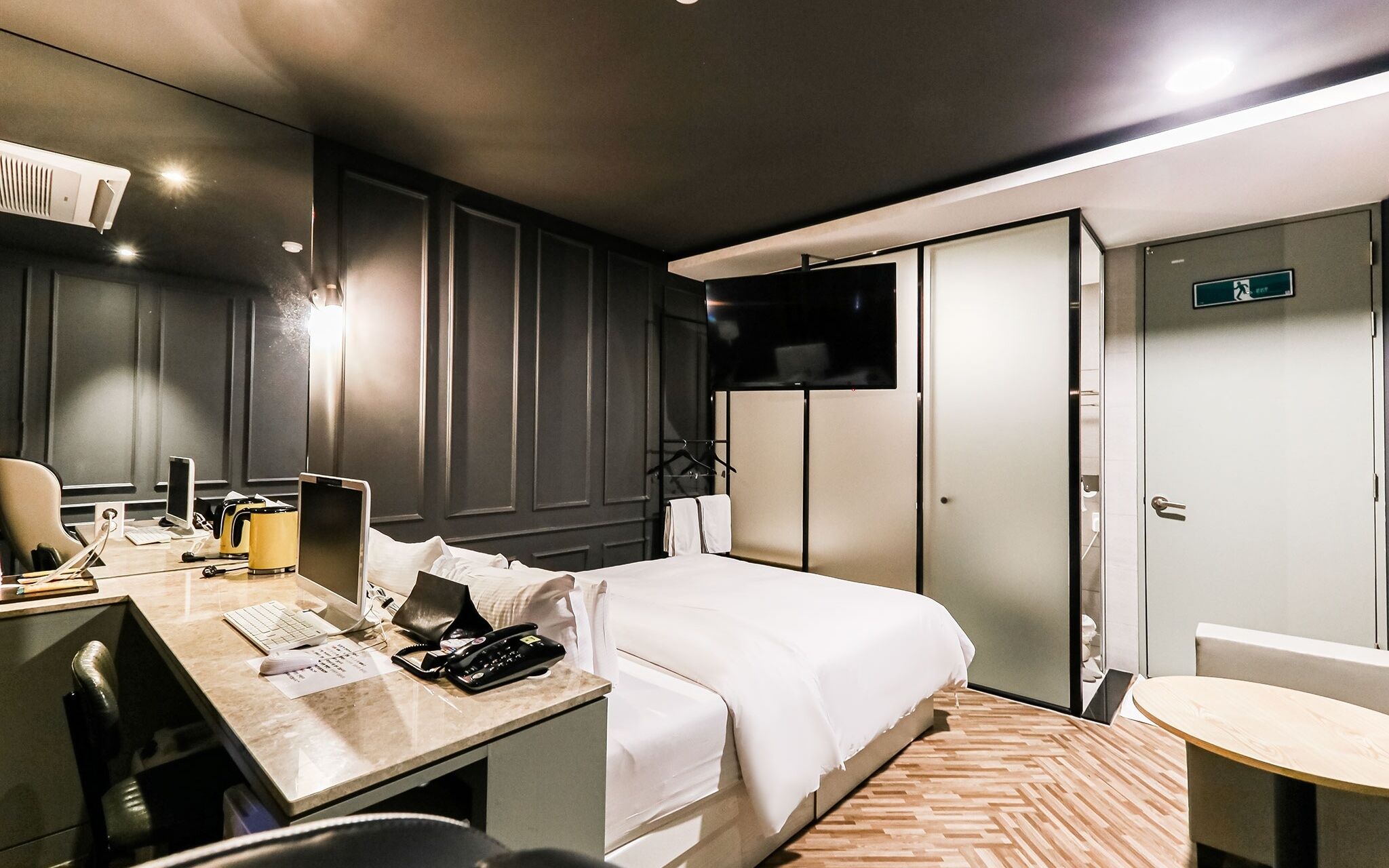 Daejeon Sintanjin Hotel Wol