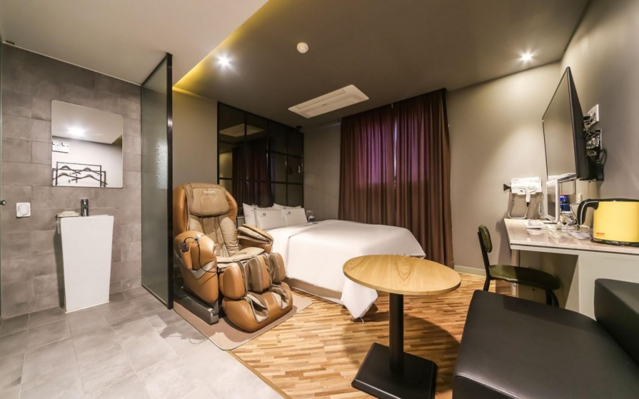 Daejeon Sintanjin Hotel Wol