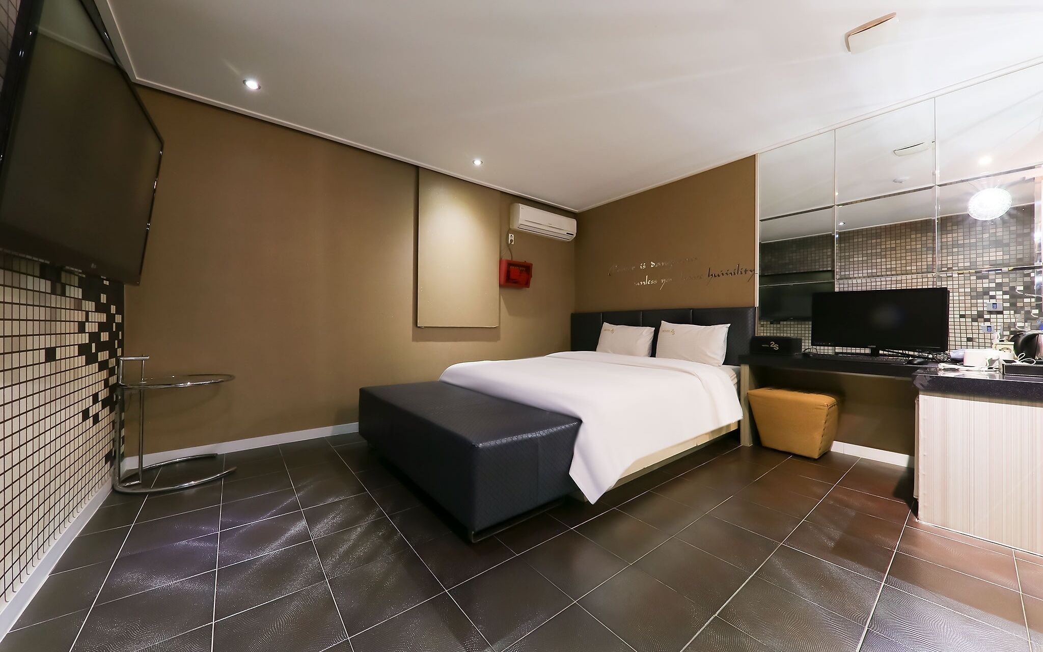 Daejeon Wolpyeong Hotel Continew