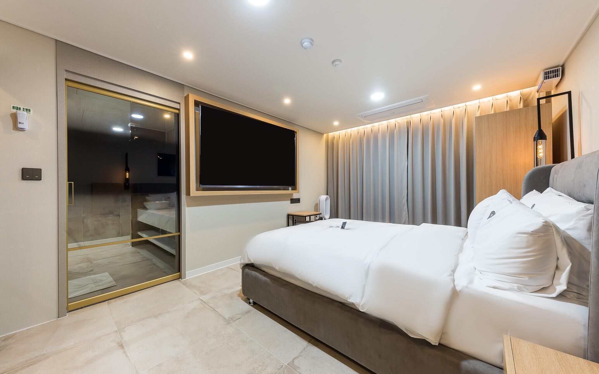 Daejeon Wolpyeong Hotel Continew