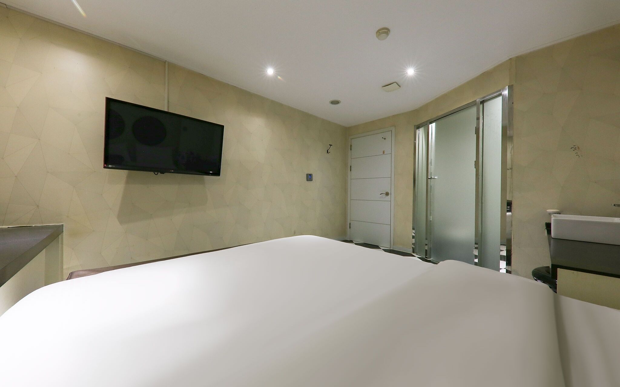 Daejeon Wolpyeong Hotel Continew