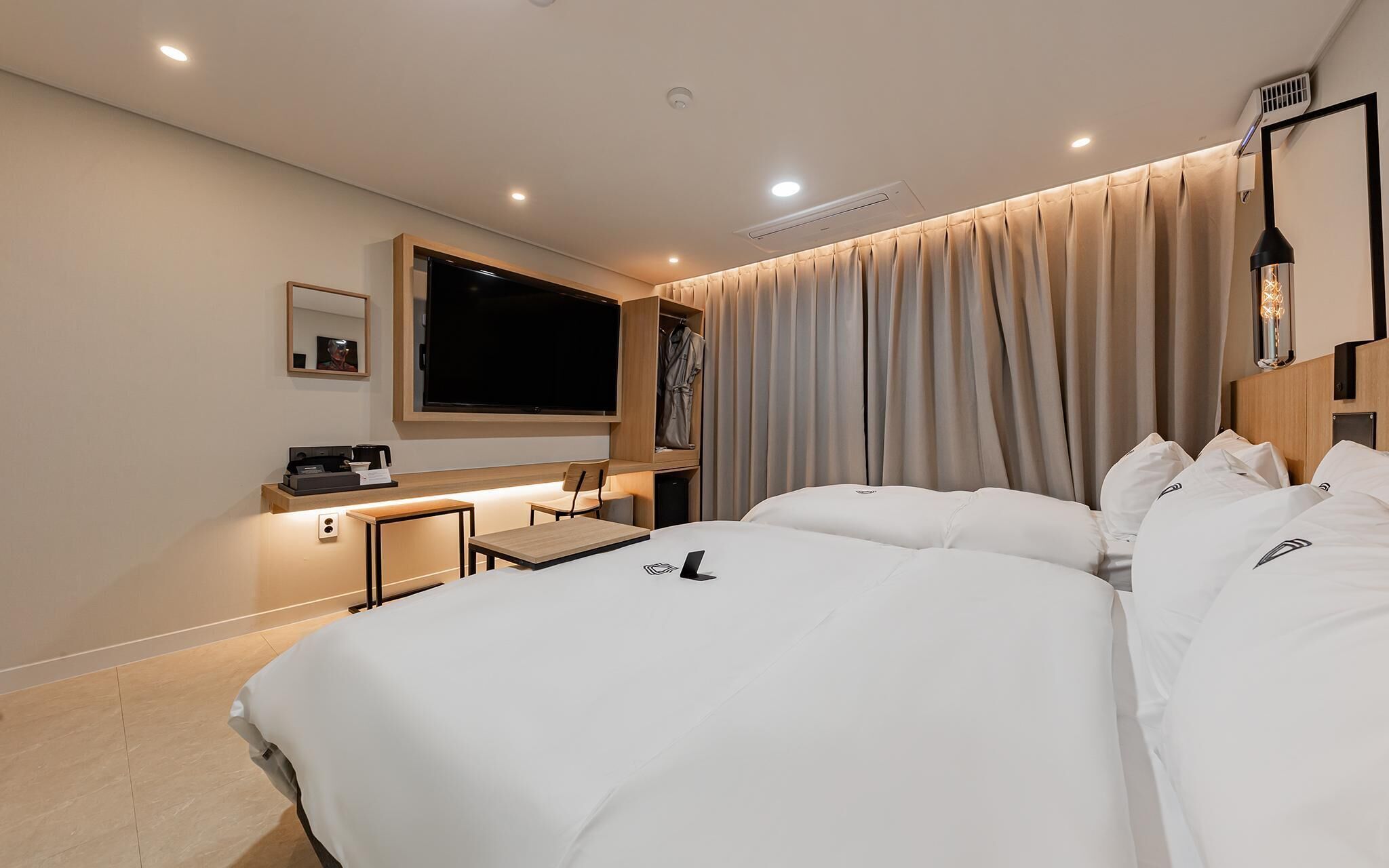 Daejeon Wolpyeong Hotel Continew