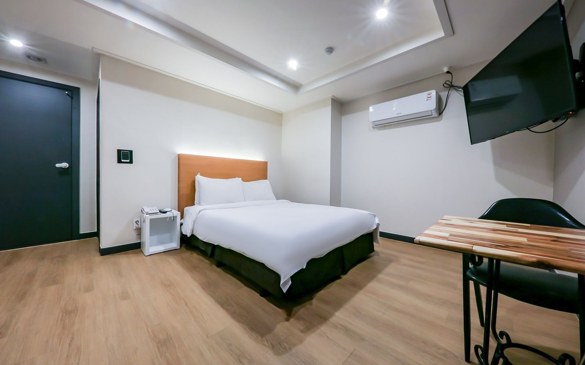 Daejeon Wolpyeong W