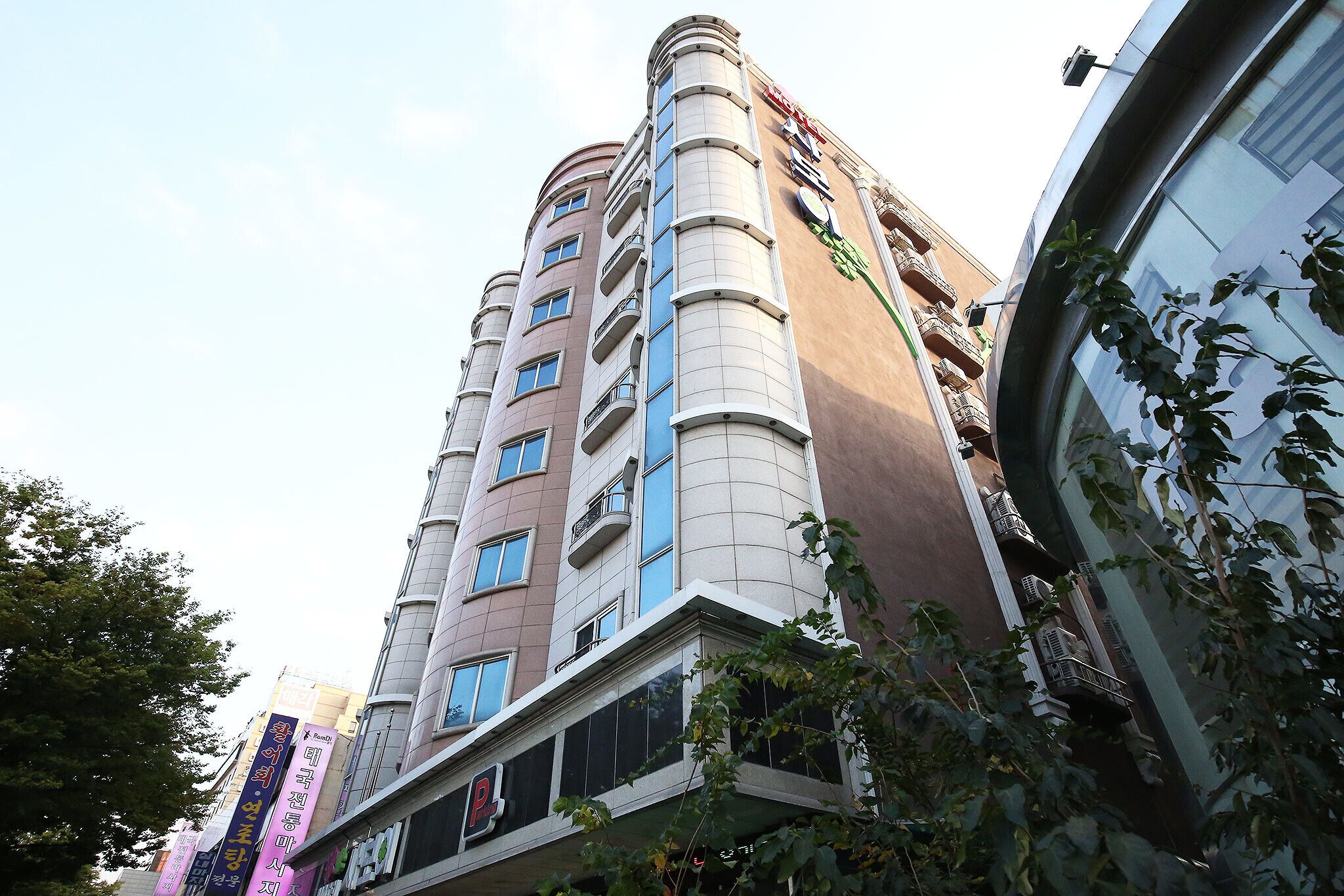 Daejeon Yongjeon Savoy