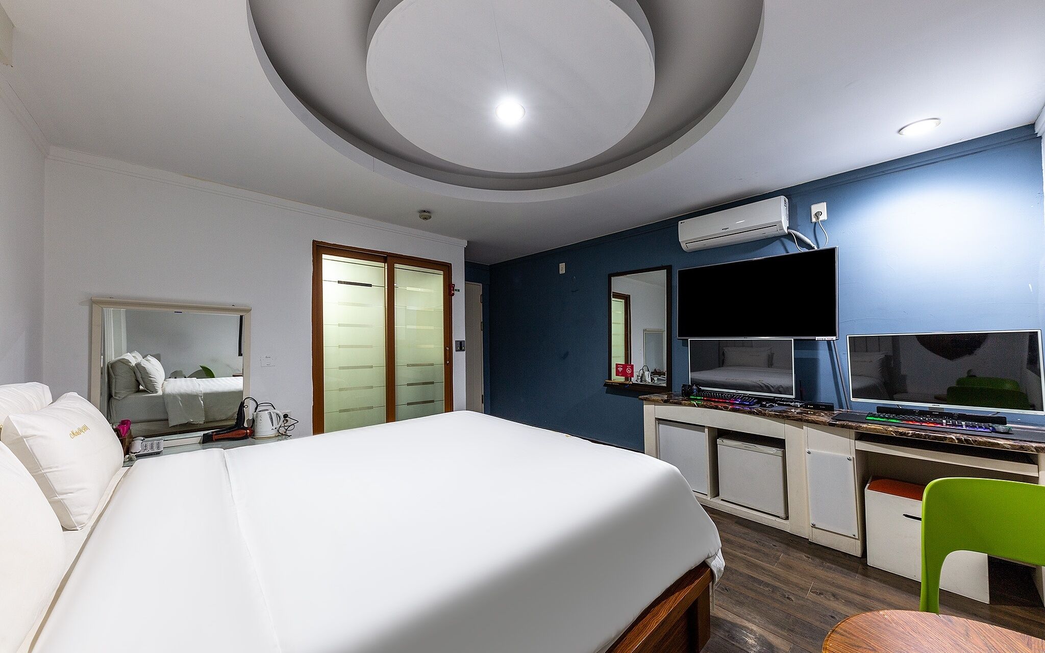 Daejeon Yongjeon Savoy