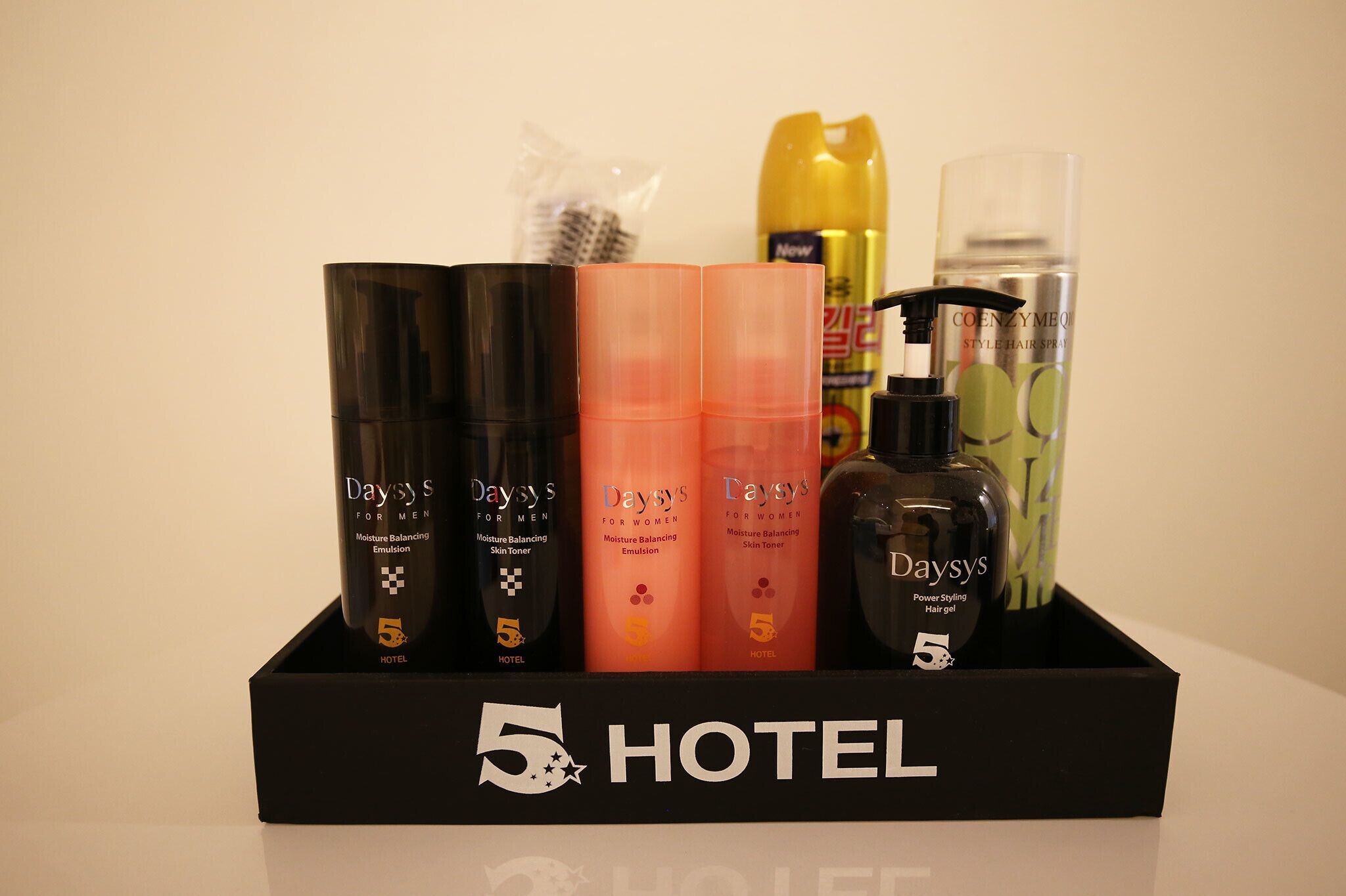 Five Hotel