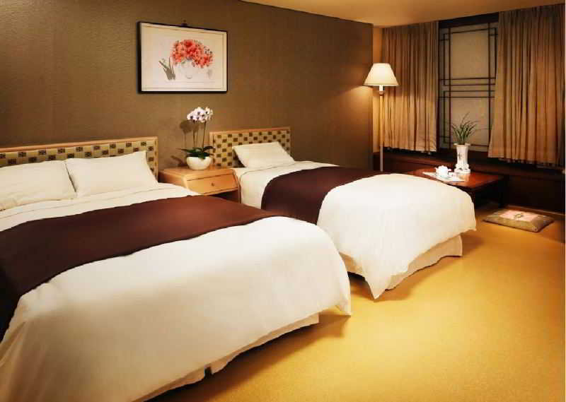 Hotel Riviera Yuseong