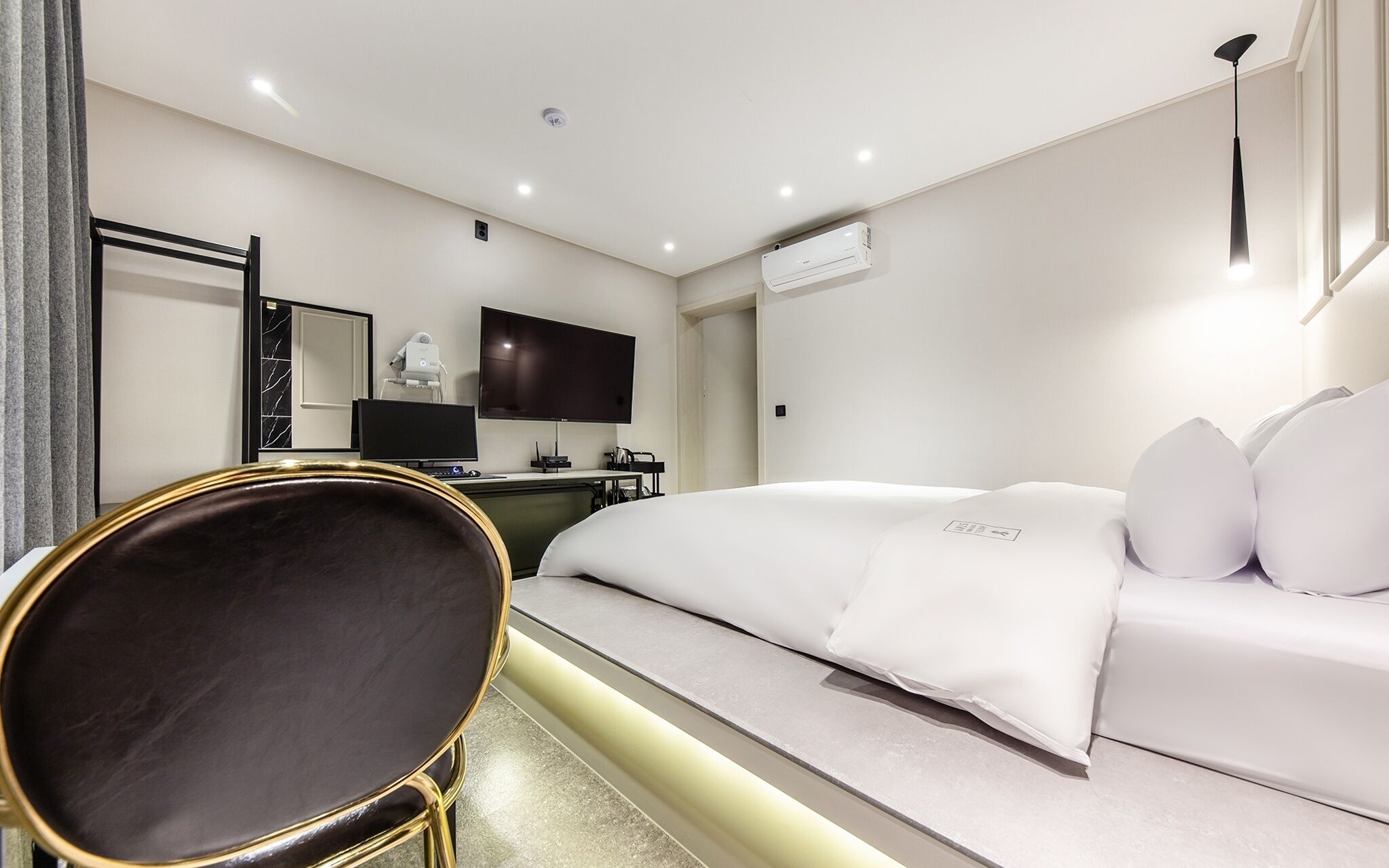 Hotel Yuseong Stay