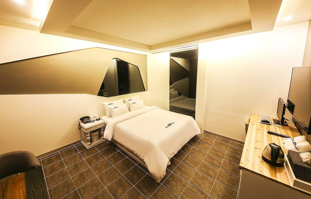 Modern Hotel
