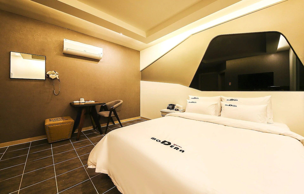 Modern Hotel
