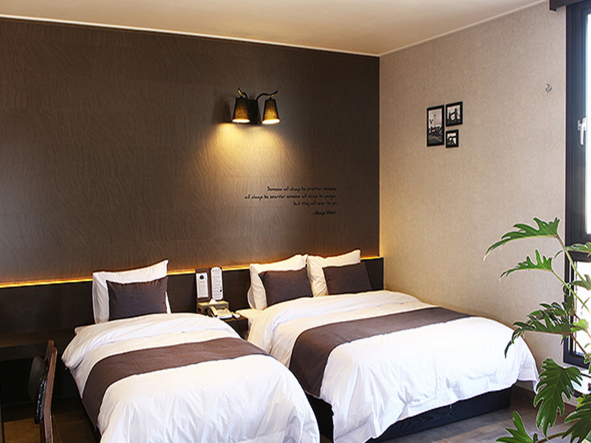 S& Hotel