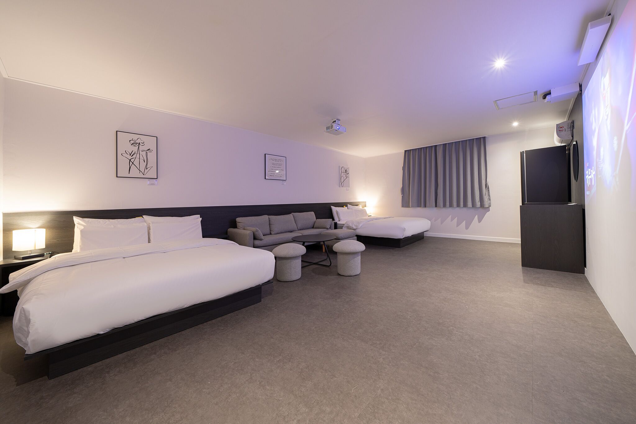 Workers Hotel Daejeon by Aank