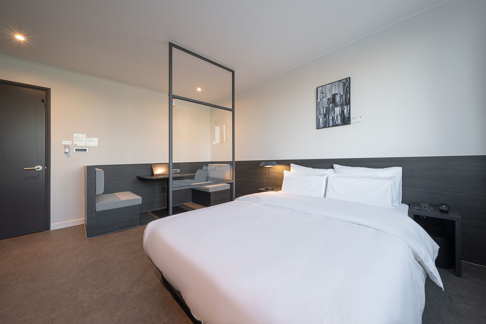 Workers Hotel Daejeon by Aank