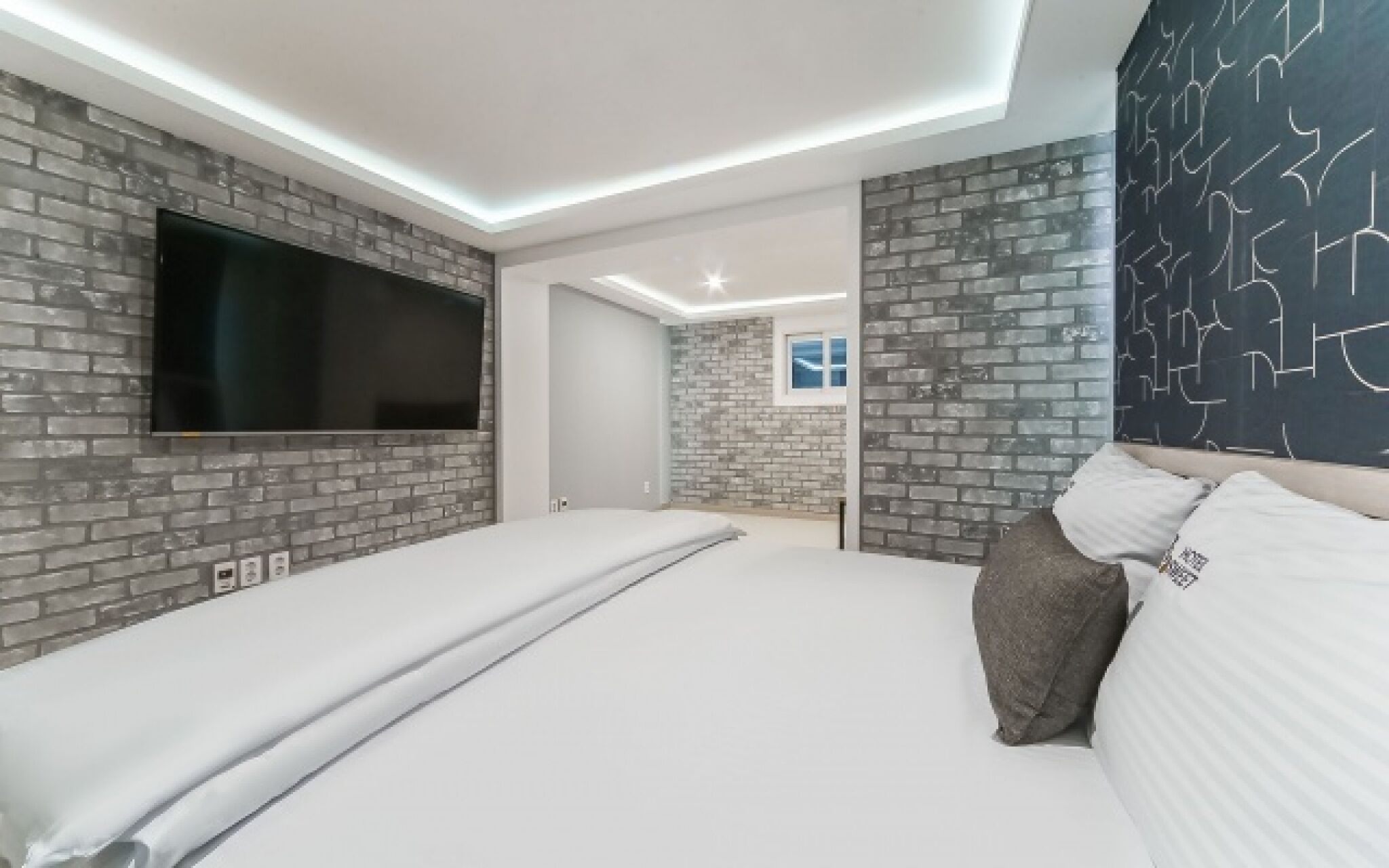 Gimhae Eobang-Dong Suite Hotel