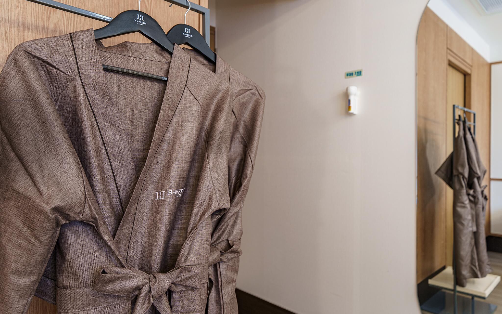 Gimhae Samgye H Avenue