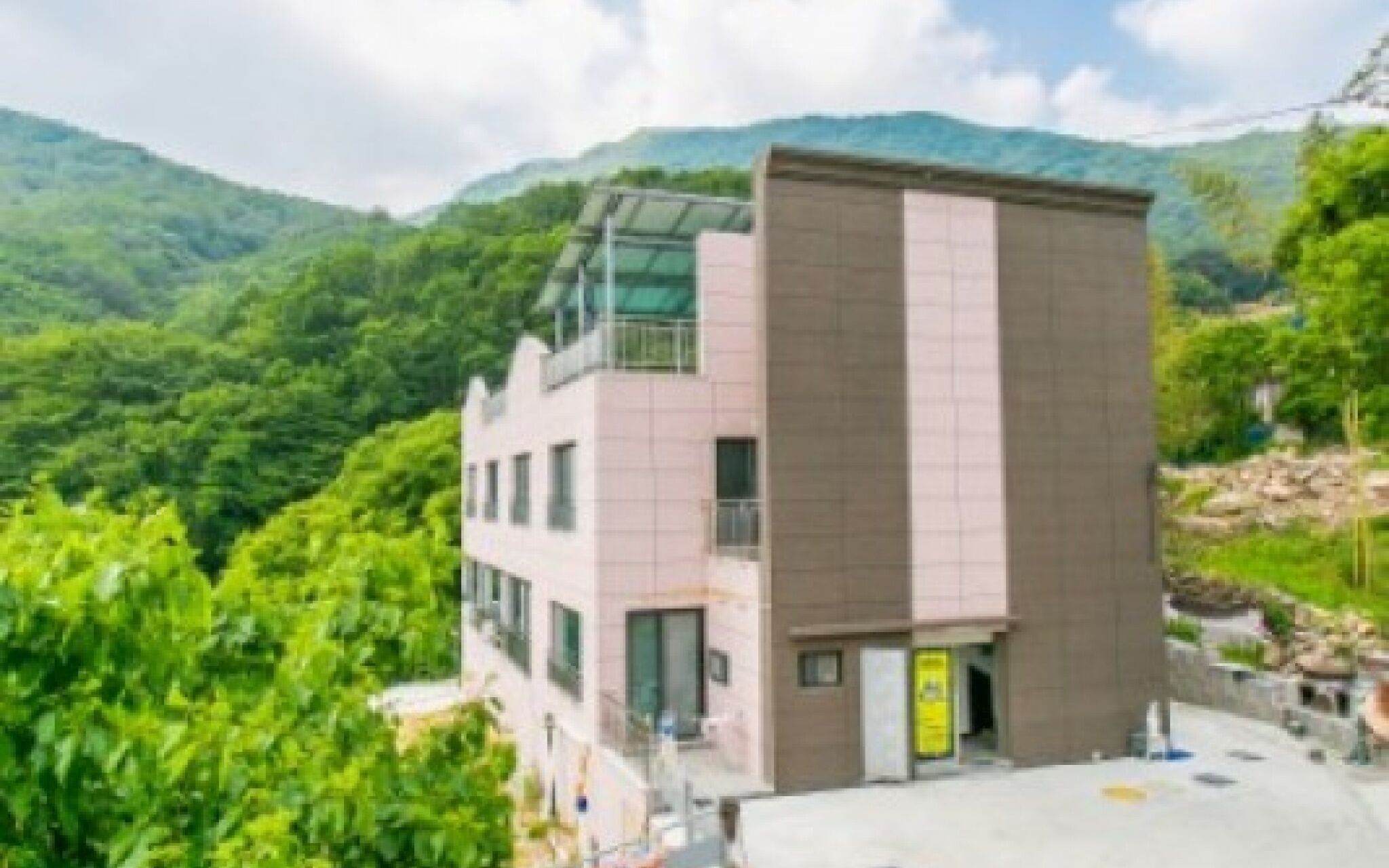 Gimhae Solar House Pension