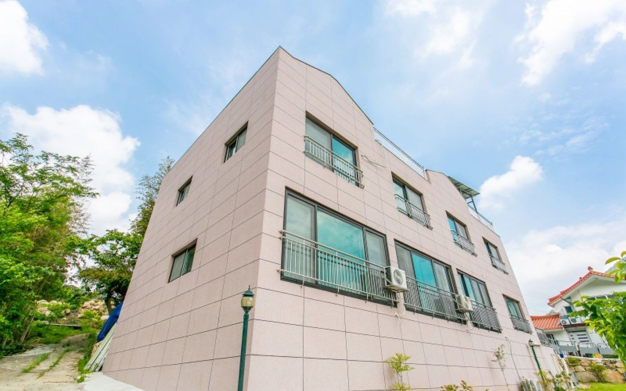 Gimhae Solar House Pension