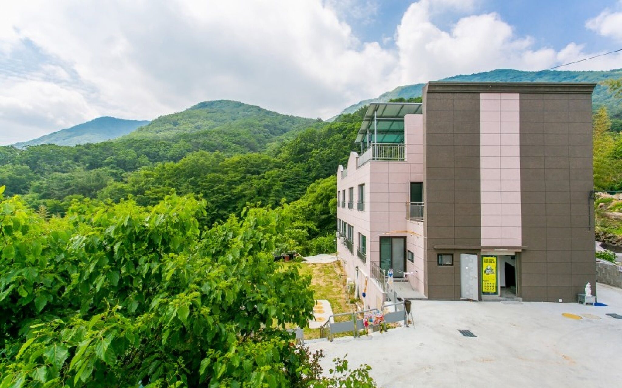 Gimhae Solar House Pension