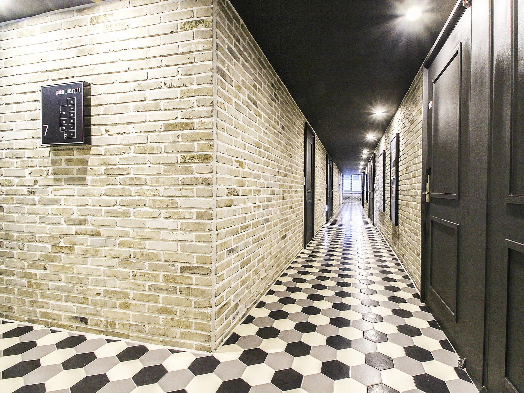 Hotel Brown Dot - Jangyu