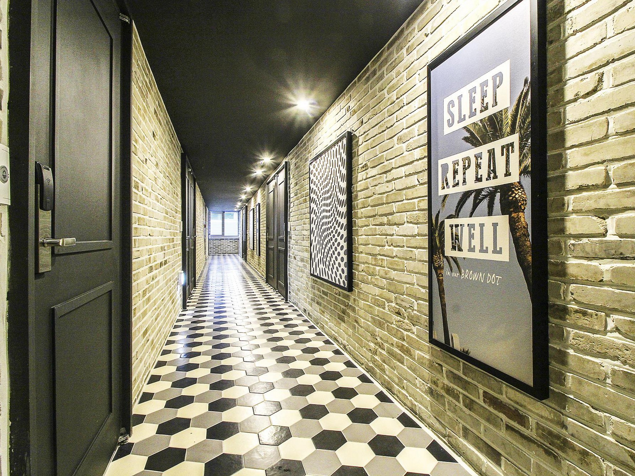 Hotel Brown Dot - Jangyu