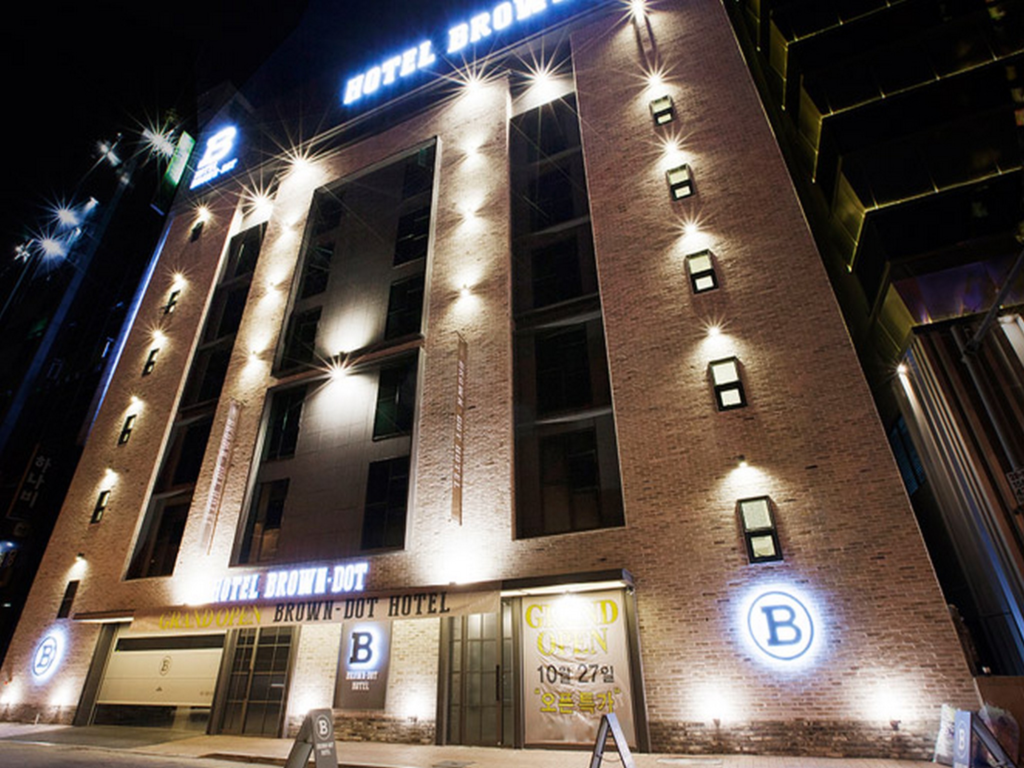Hotel Brown Dot - Jangyu