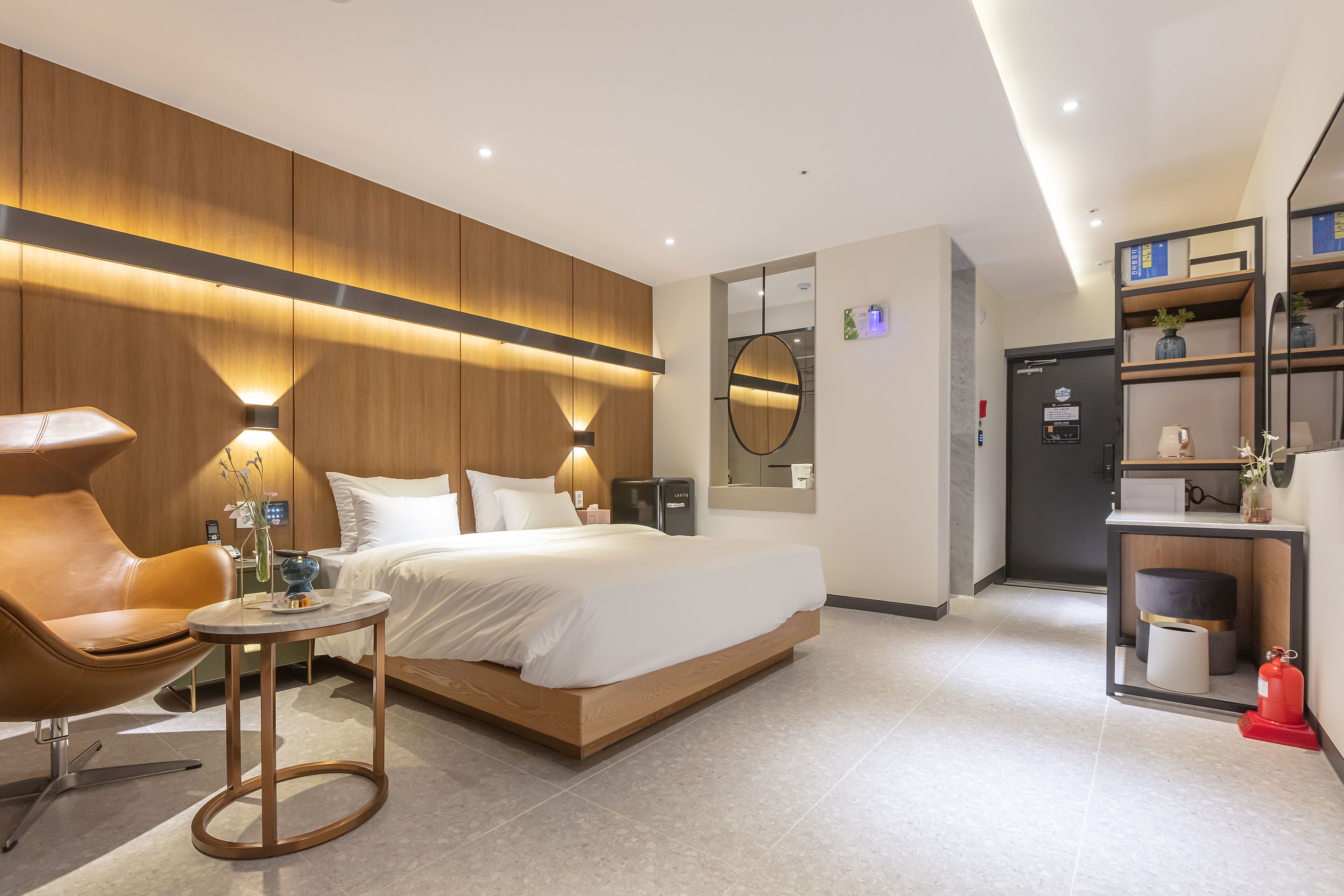 Nomad Hotel