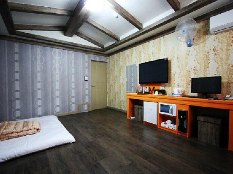 Olleh Motel