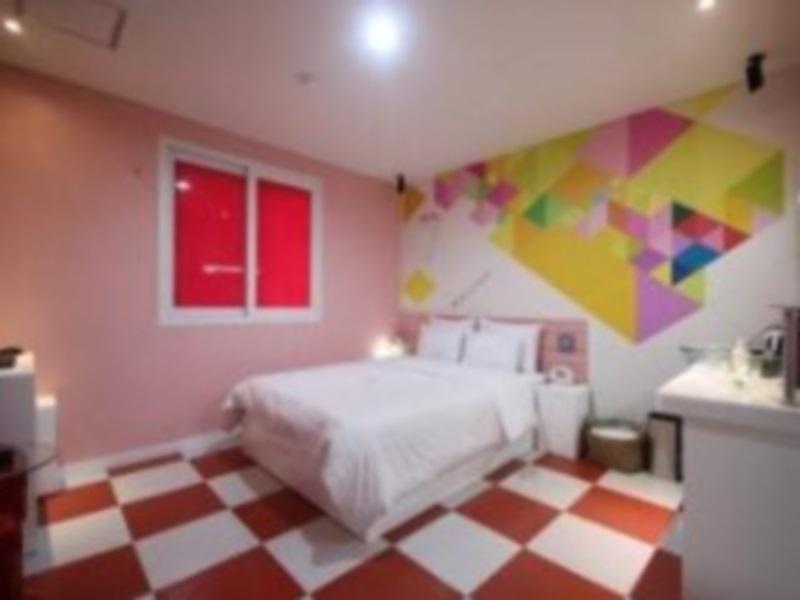 Seven Motel