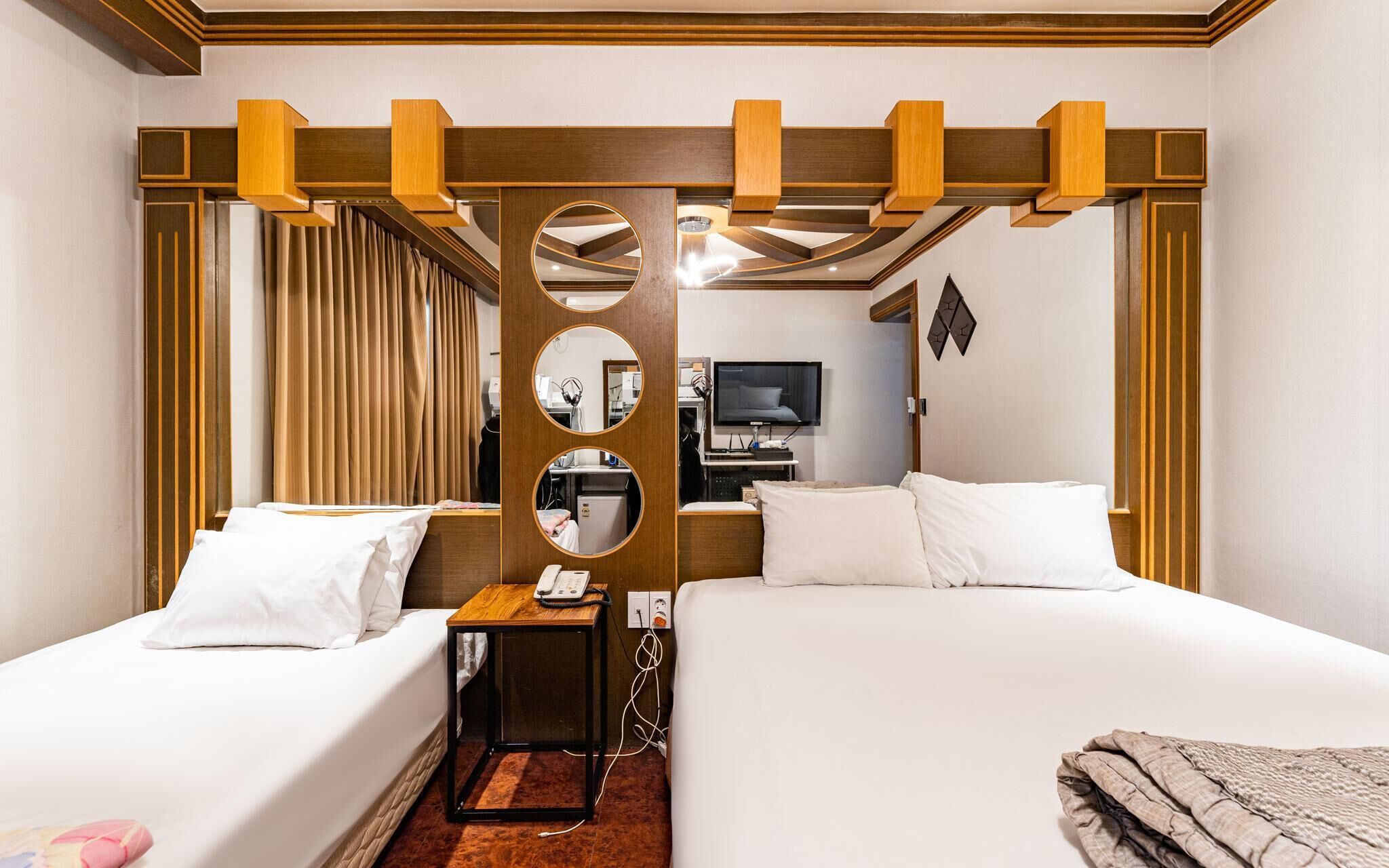 Gongju Hotel Del Luna