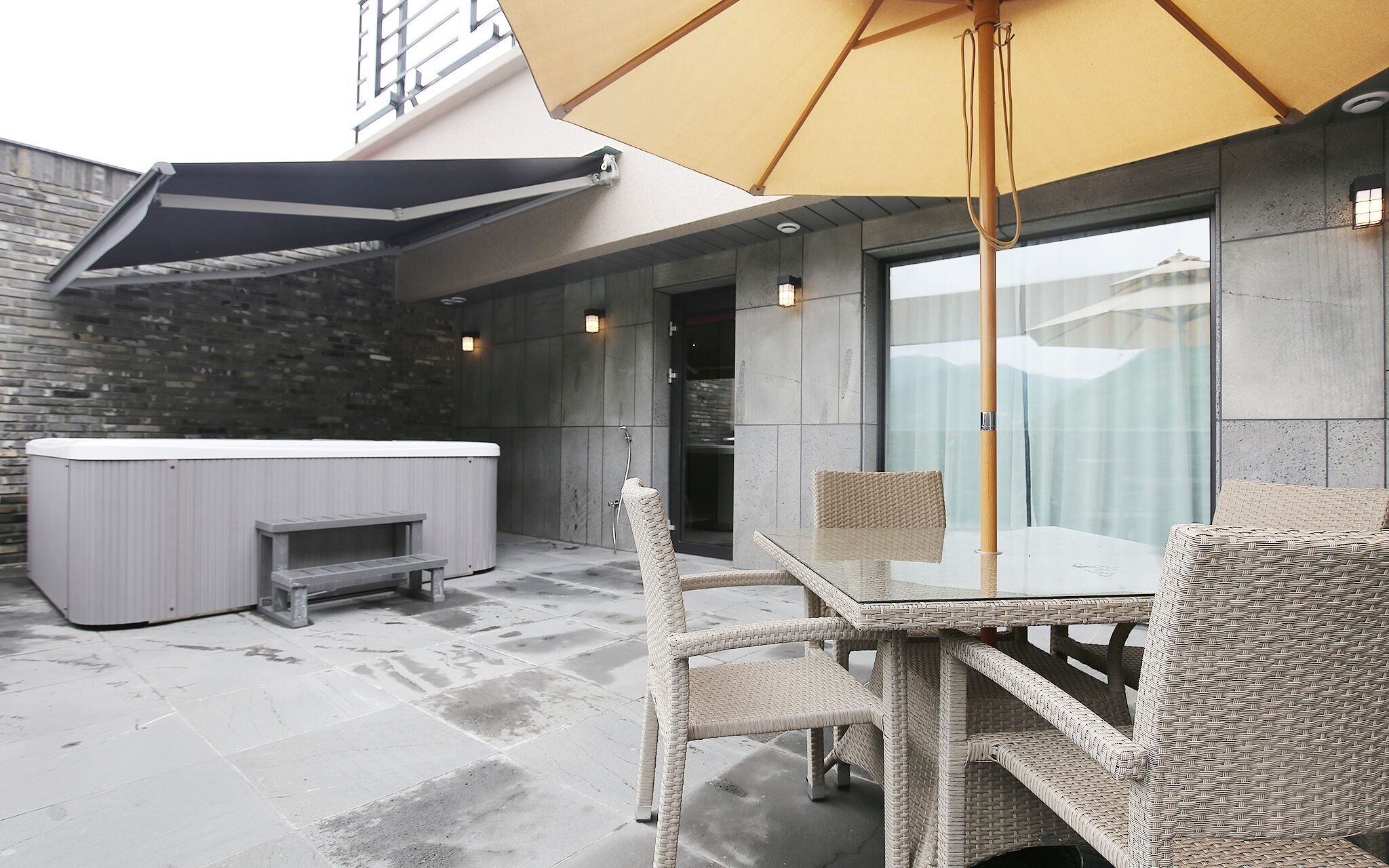 Gongju Hotel Moon