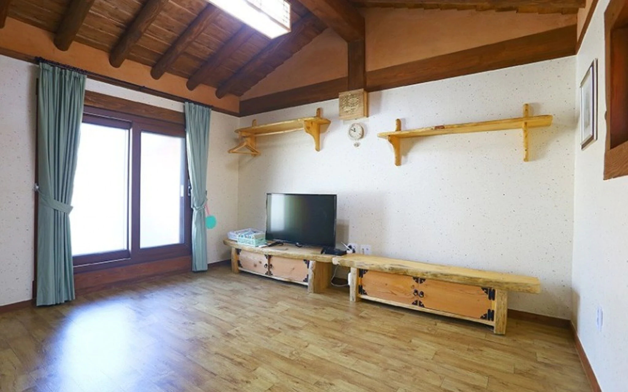 Gongju Sangsin Heuljip Pension