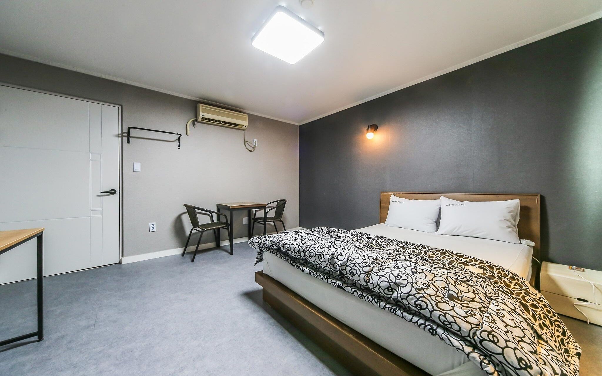 Chilgok Seokjeok Mont Blanc