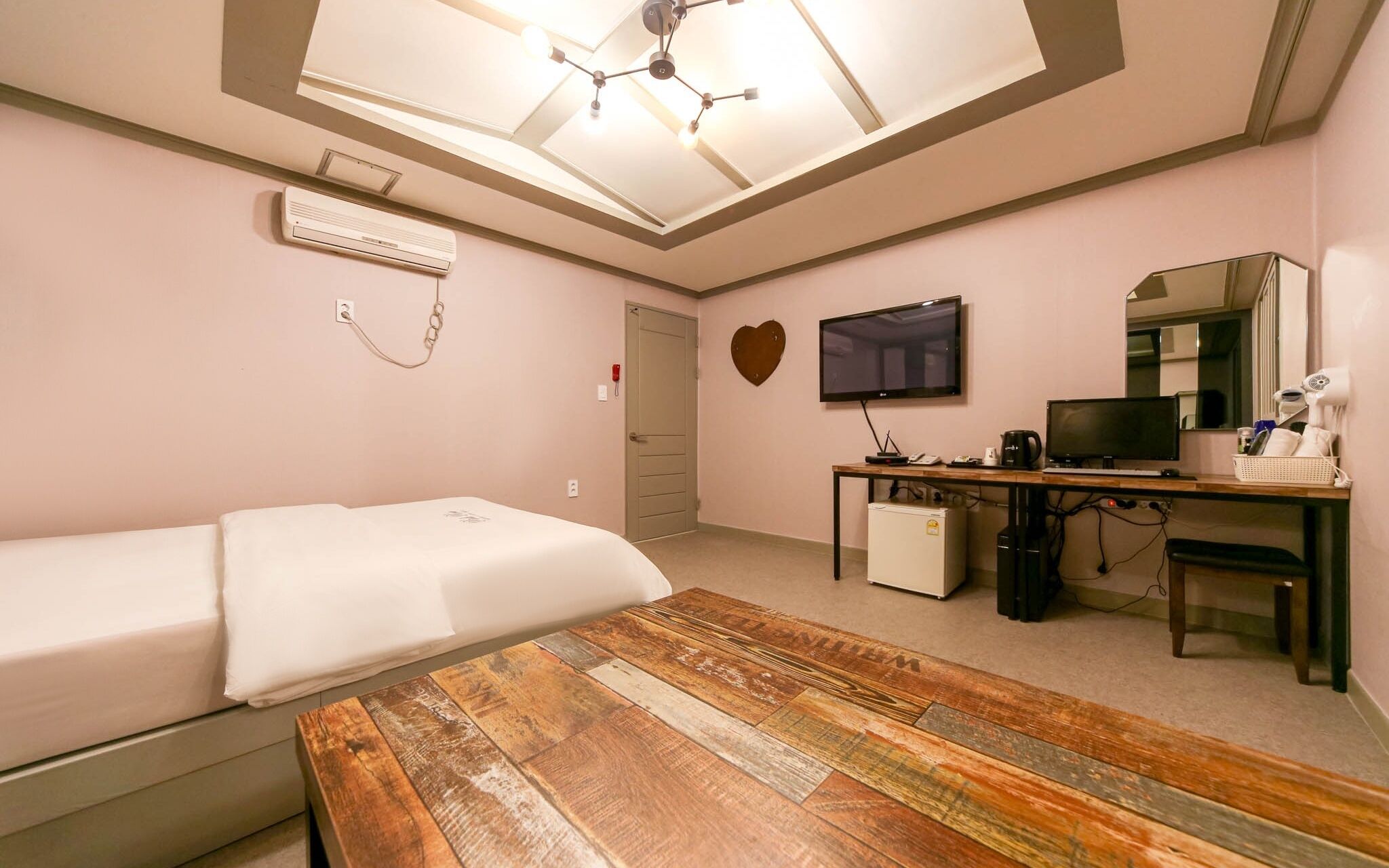 Gumi Geumosan Pink Rose