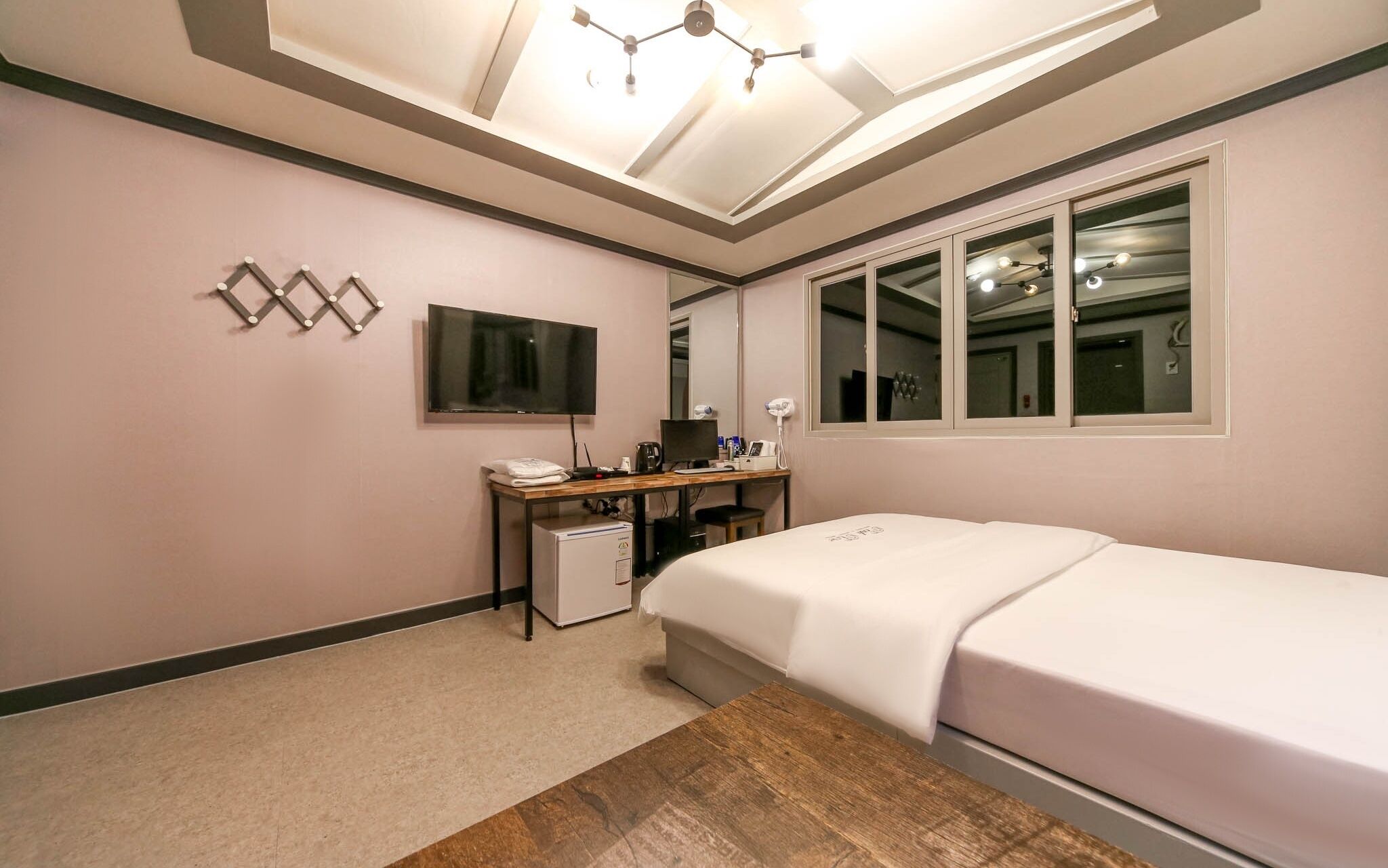 Gumi Geumosan Pink Rose