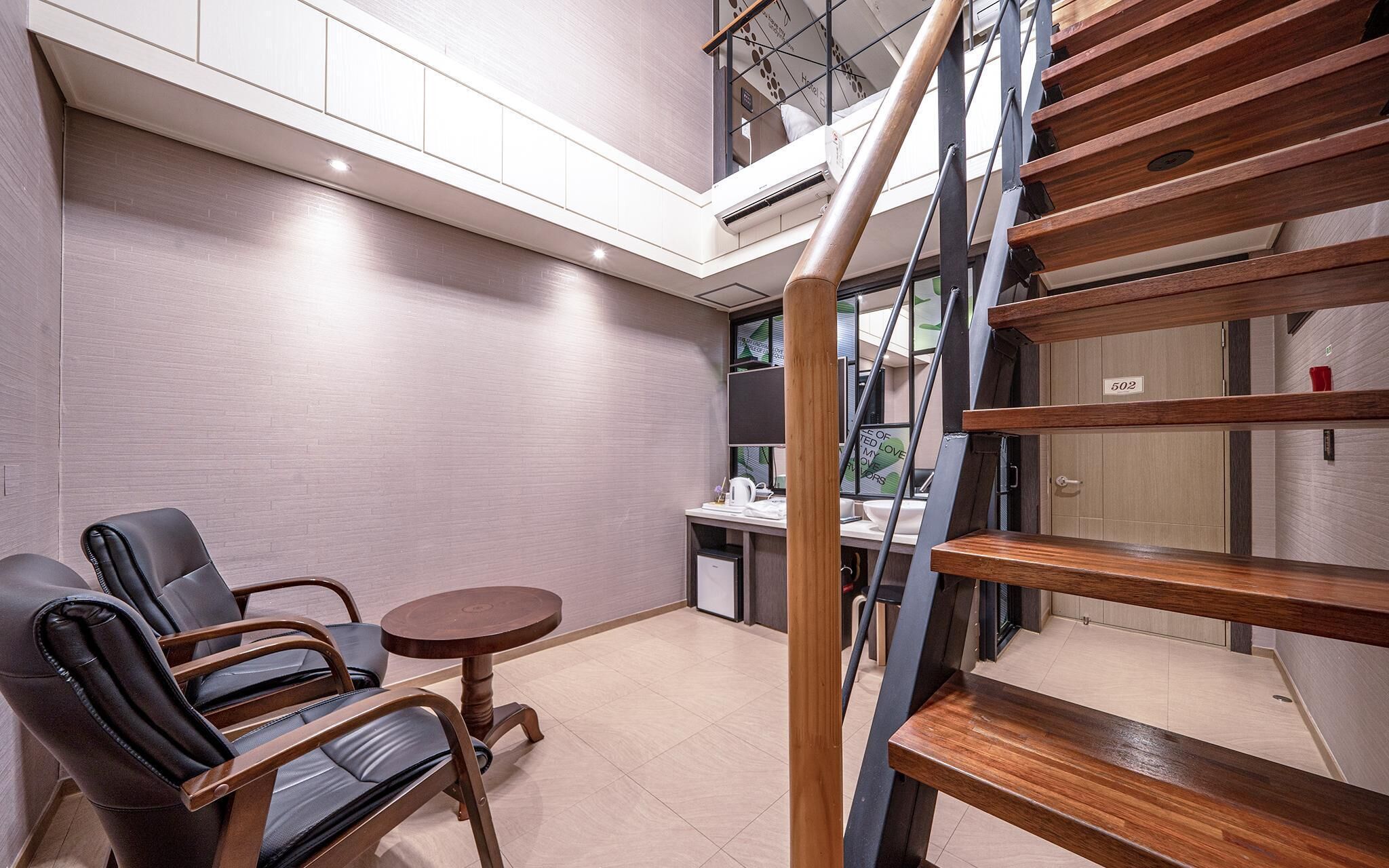 Gumi Indong Boom Hotel