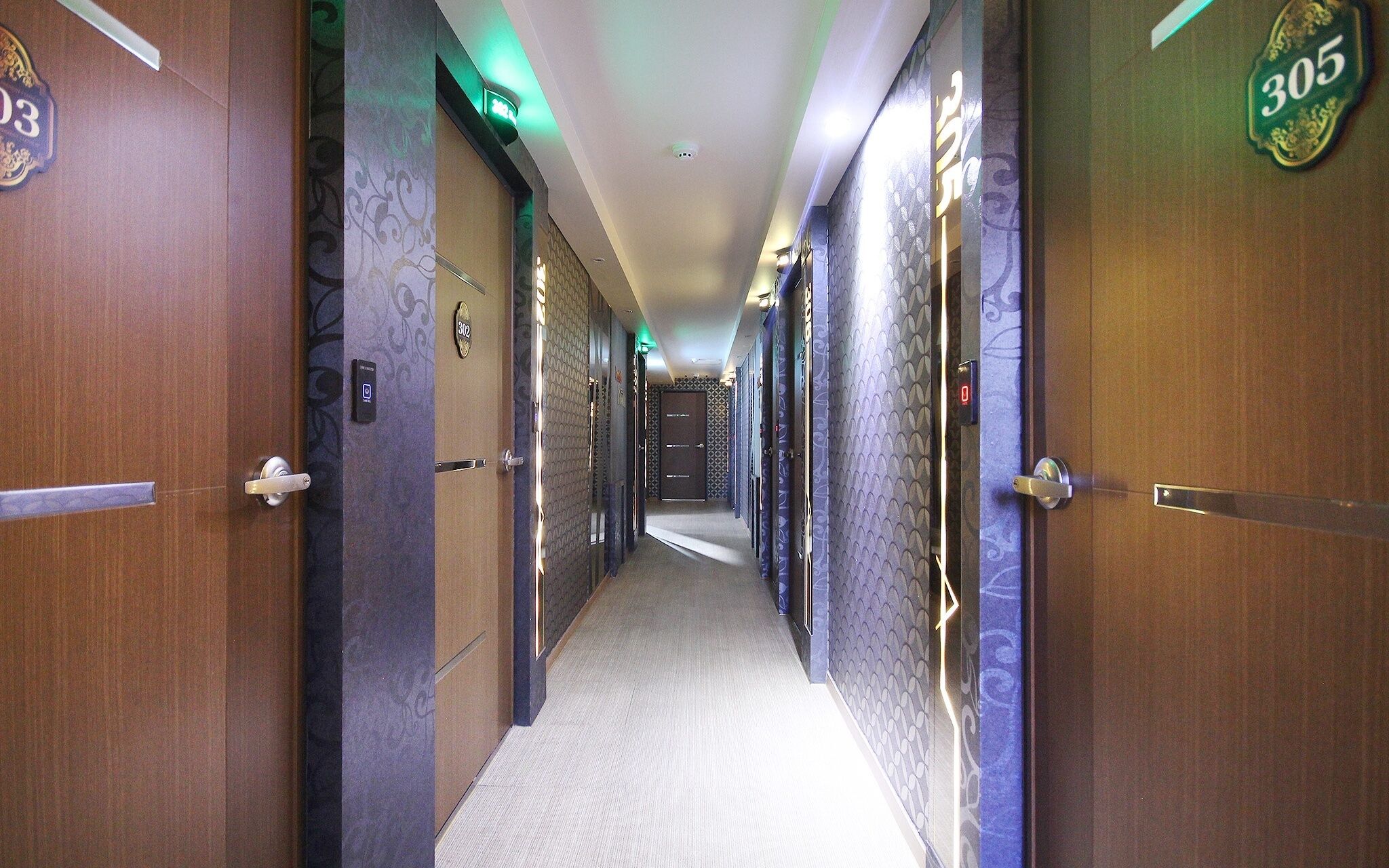 Gumi Indong Boom Hotel