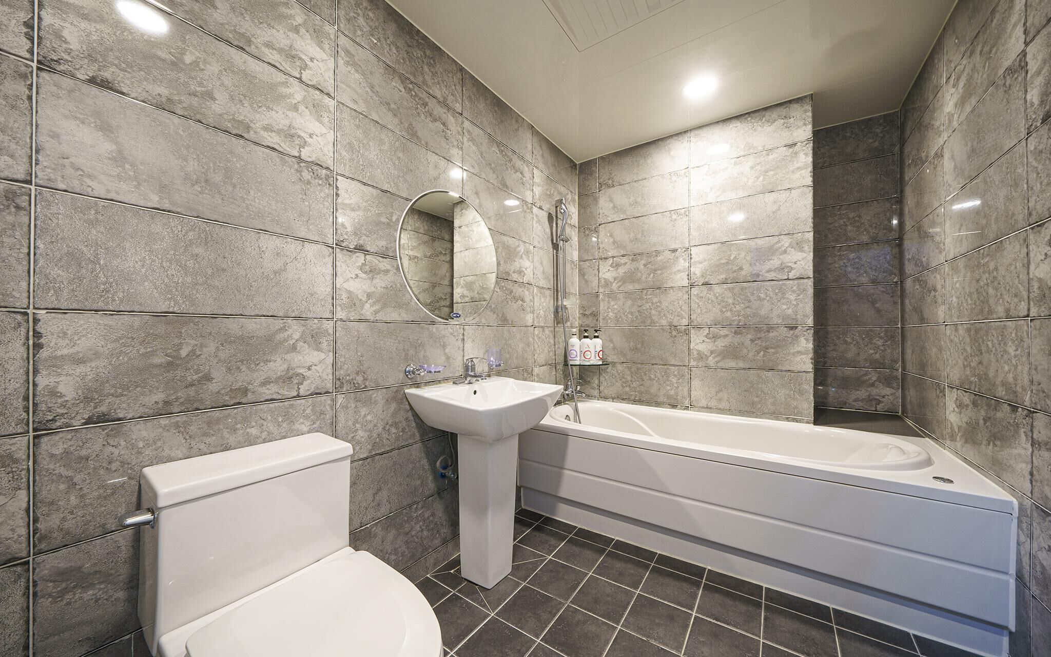 Gumi Wonpyeong Dong Hotel Khan