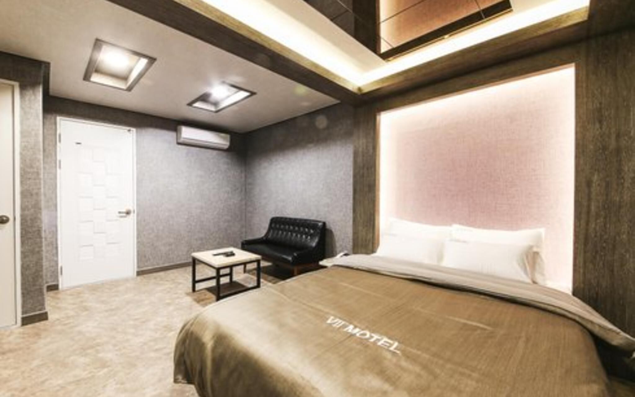 Gumi Wonpyeong-Dong Hotel V2