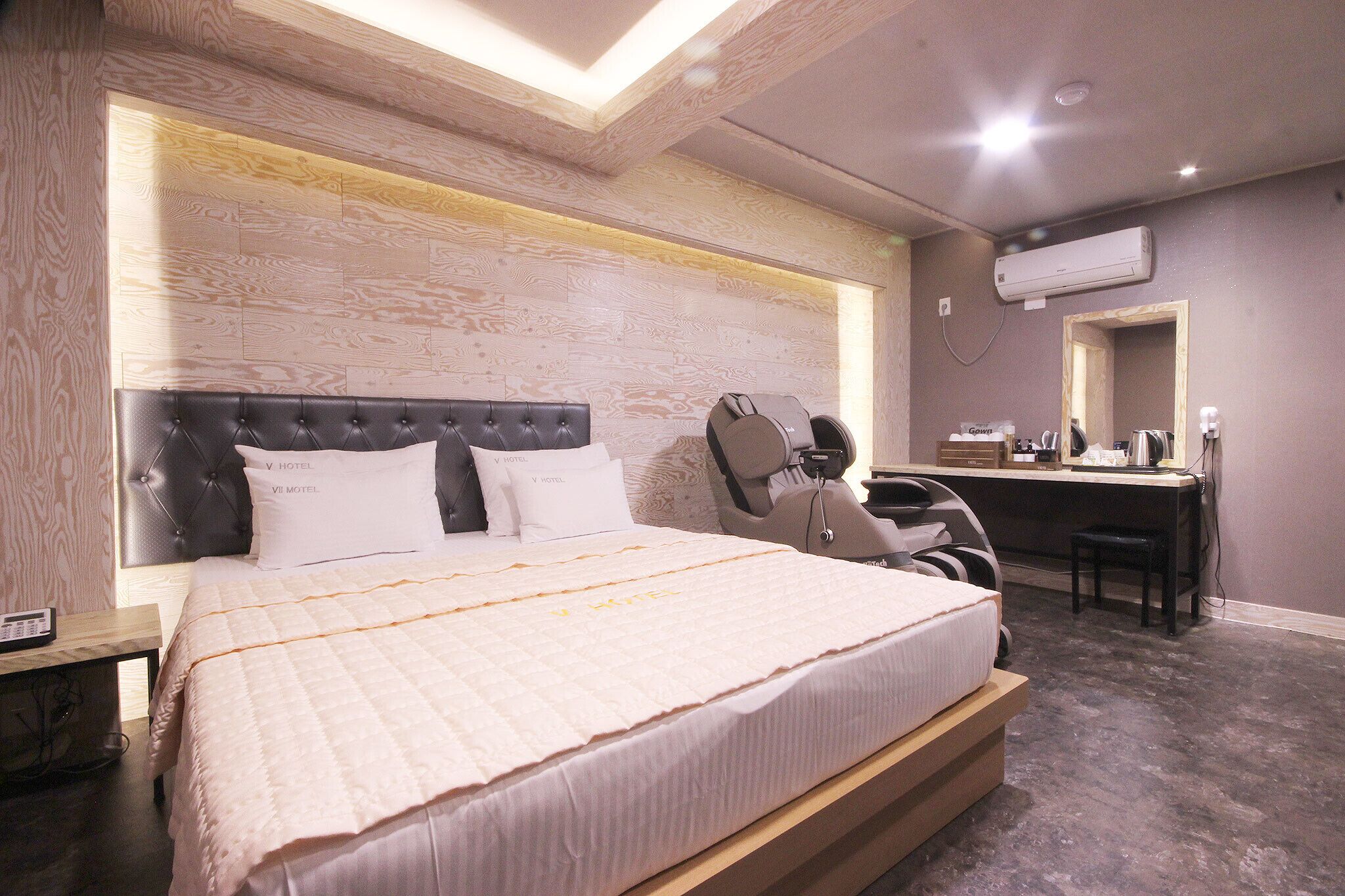 Gumi Wonpyeong-dong Hotel V