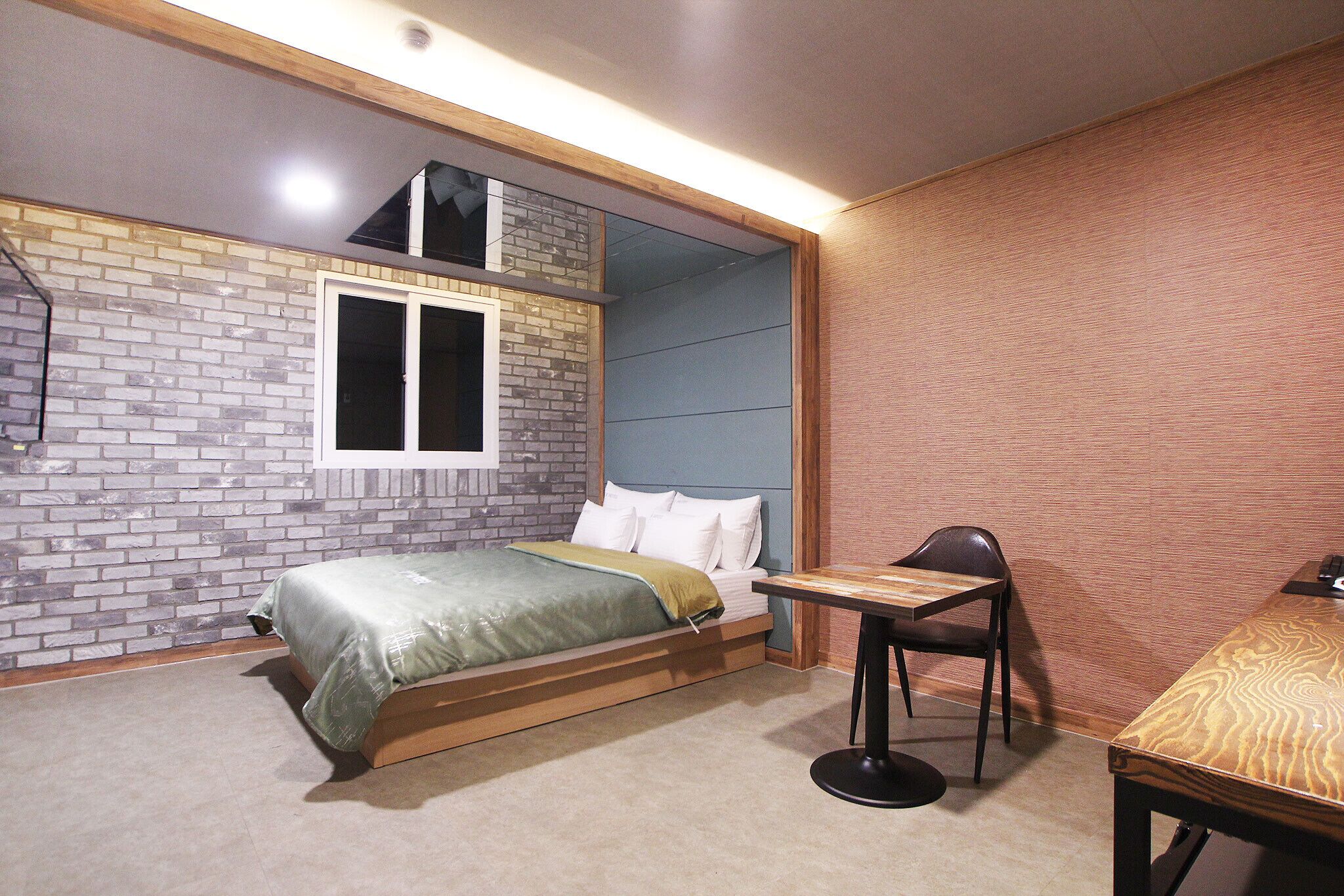 Gumi Wonpyeong-dong Hotel V