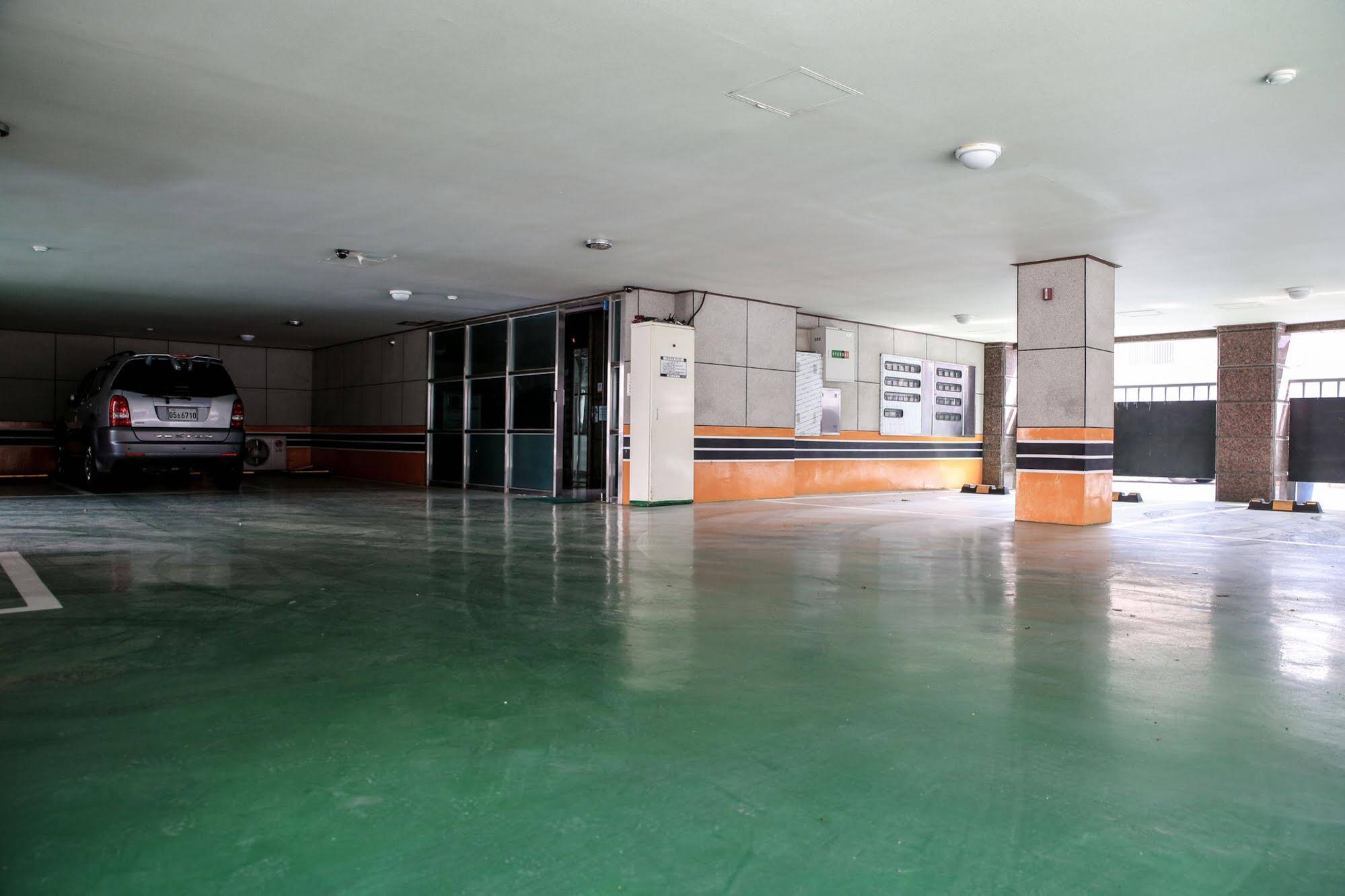 Hill Stay Hotel Residence